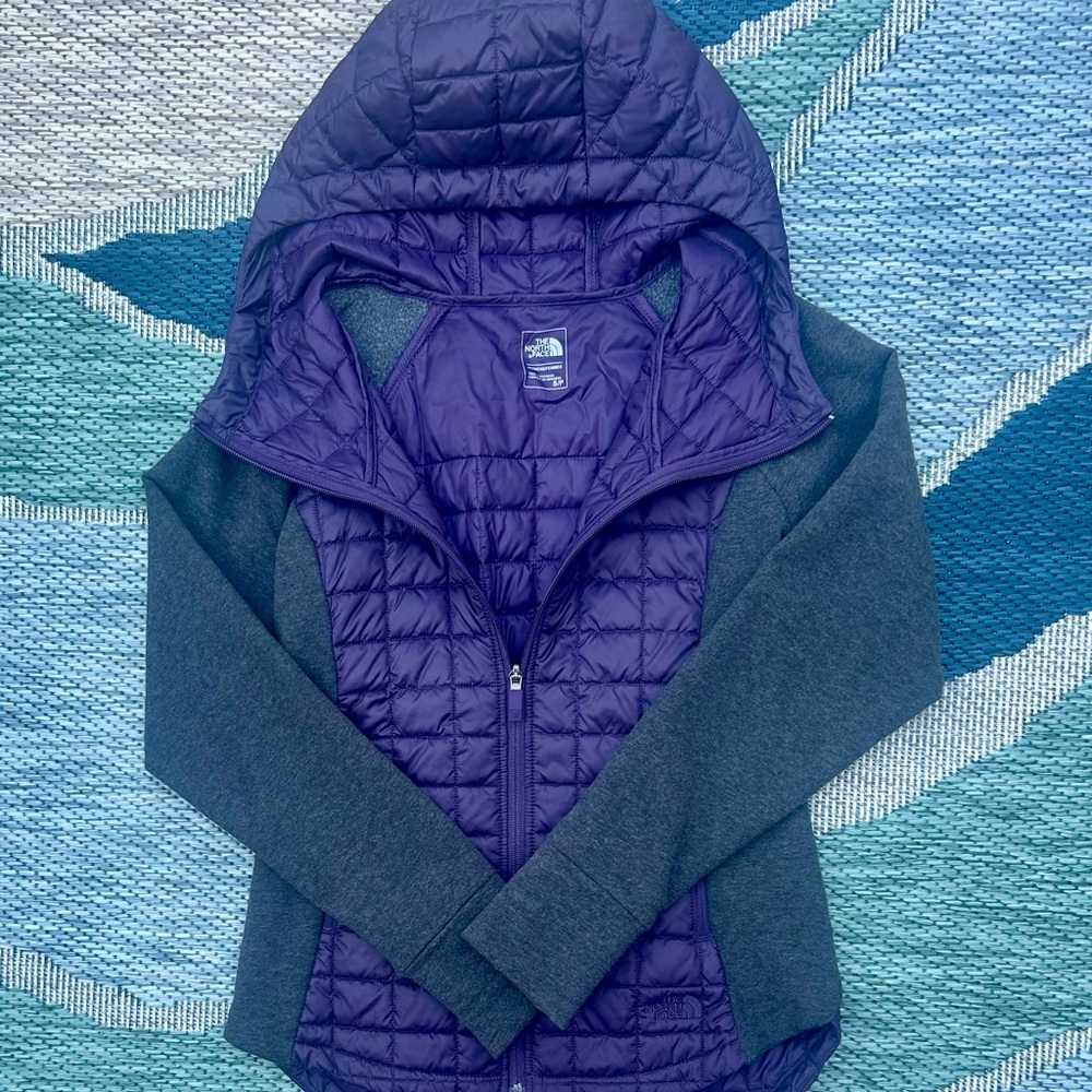 The North Face Purple and Gray Puffer Jacket with Insulated Padding